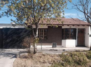 Casa · 129m² · 6 Ambientes · 2 Cocheras · Casa B° Soeva II