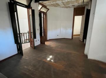 Oficina comercial de 4 ambientes, Almirante Brown · Bartolome Mitre 1010 - Adrogue / Oficina de 4 Amb en Pleno Centro