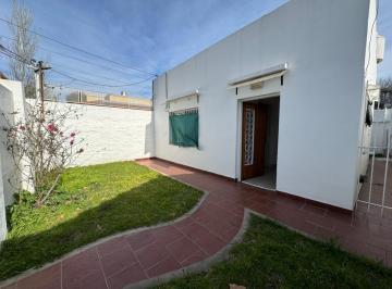 Casa · 50m² · Casa en Temperley
