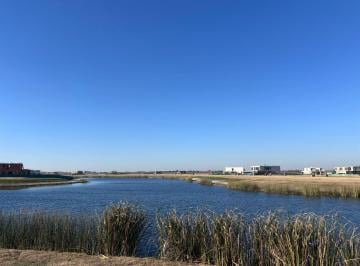 Terreno · 1008m² · Terreno | Lote Al Agua Listo Para Construir en Barrio Amarras - Puertos