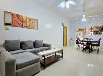 Casa de 4 ambientes, General San Martín · Venta en Ballester Casa 3amb con Local, Jardin y Estudio/consultorio o 3° Dormitorio con Baño Atras.