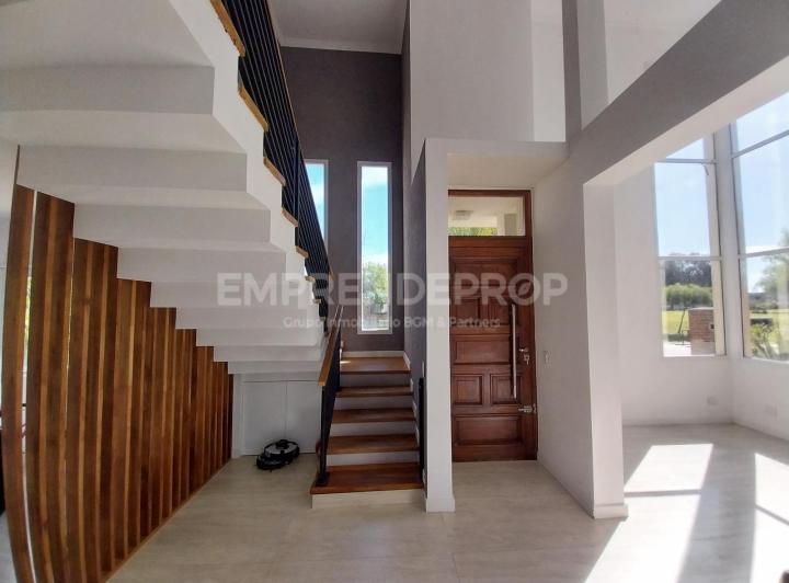 Hermosa Casa Venta, Pilar del Este, Barrio San Ramiro, Gba Norte - Zonaprop
