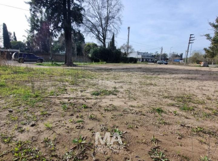 Terreno · 1013m²
