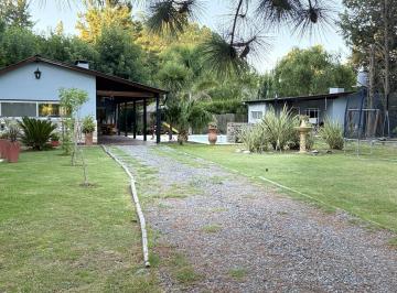Casa · 150m² · 3 Ambientes · 2 Cocheras · Casa Venta Parque Las Naciones Guernica