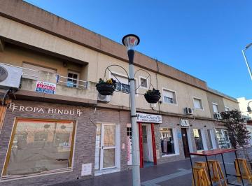 Casa de 8 ambientes, Monte Hermoso · Propiedad con Lote de 20 X 30 en Zona Centro Monte Hermoso!