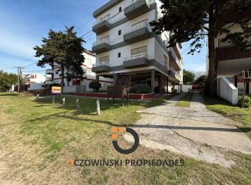 Departamento · 75m² · 2 Dormitorios · 1 Cochera · Venta 3 Ambientes Villa Gesell (Oportunidad)