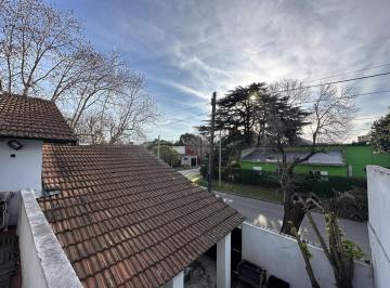 Casa · 105m² · 5 Ambientes · 1 Cochera · Chalet en Venta Adrogue!