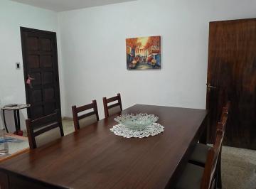 Casa de 5 ambientes, Córdoba · Vendo Casa 4 Dor, 3 Baños, Patio y Cochera B° Alta Cba