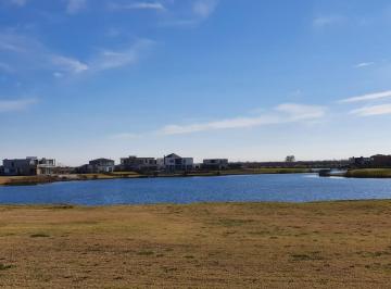 Terreno · 883m² · Venta Lote - Barrio Muelles - Puertos del Lago - Escobar - Al Agua