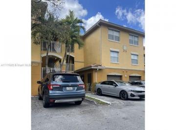 Departamento · 96m² · 3 Ambientes · 1 Cochera · Departamento 3 Ambientes con 2 Baños y Cochera Pembroke Pines