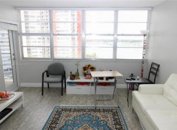 Departamento · 75m² · 2 Ambientes · 1 Cochera · Hermoso Departamenteo en North Miami Dormitorio 2 Baños Cochera Piscina!