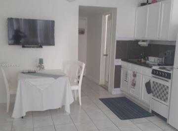 Departamento · 50m² · 2 Ambientes · 2 Ambientes en Miami! Real Oportunidad de Inversion!