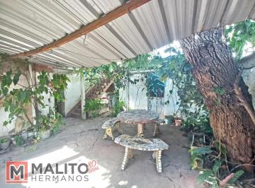 Casa · 172m² · 5 Ambientes · Venta Casa Lote Propio 5 Ambientes con Terrazas y Patio