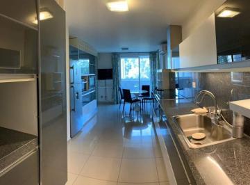 Foto · Alquiler Premium Departamento 3 Dorm. en Chateau Village