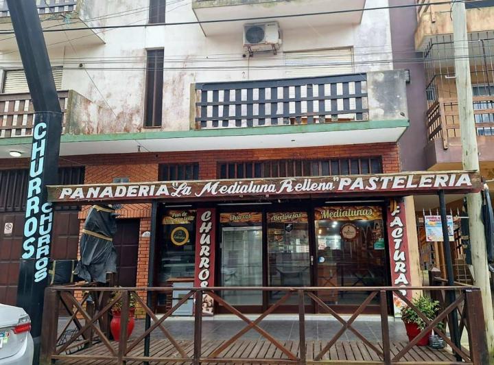 Local comercial · 450m² · 8 Ambientes