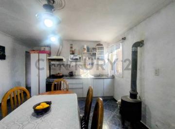 Casa · 109m² · 4 Ambientes · 1 Cochera · Se Vende Casa. Maipú. Coquimbito