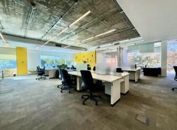 Oficina comercial · 400m² · 7 Cocheras · Oficina en Olivos Centro Empresarial Urbana