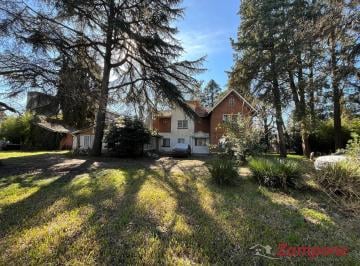 Quinta vacacional · 305m² · 5 Ambientes · Quinta en del Viso