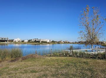 Terreno · 853m² · Lote a La Laguna en La Isla de Etapa 1 en Venta en El Naudir Escobar