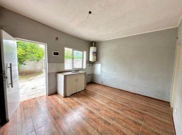 PH · 71m² · 4 Ambientes · PH en Venta 2 Ambientes Moreno, Son 2 PH - Pemuta
