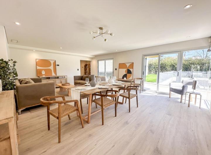 Casa · 207m² · 6 Ambientes · 1 Cochera