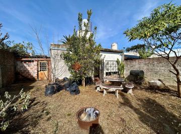 Casa · 123m² · 3 Ambientes · 2 Cocheras · Casa en Villa Luzuriaga