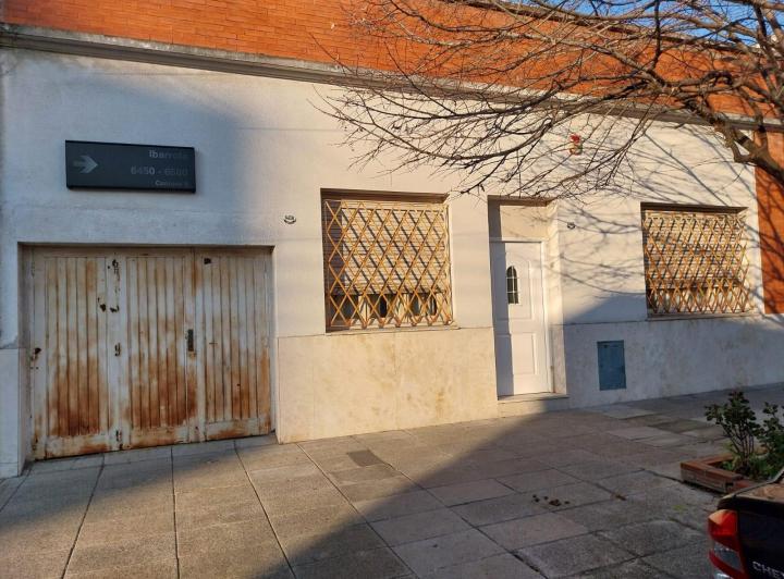 Terreno · 165m² · 4 Ambientes · 1 Cochera