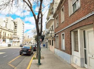 PH de 3 ambientes, San Cristobal · PH 3 Amb Al Frente en Venta a Refaccionar en San Cristóbal