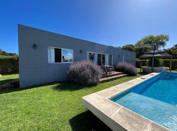 Casa · 1000m² · 1 Dormitorio · 6 Cocheras · Casa - Mar del Plata