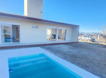 Casa · 50m² · 1 Dormitorio · Venta Casa Apto Credito 2 Dorm. C/pileta en Estancia Vieja
