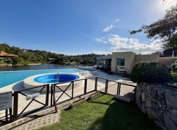 Departamento · 95m² · 3 Ambientes · 1 Cochera · Departamento en Venta 2 Dorm. en Barrio Costa Azul, Carlos Paz