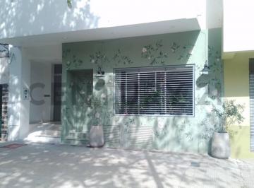 Local comercial · 79m² · 4 Ambientes · Venta de Local / Estudio en Av 25 Entre 57 y 58
