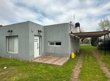 Casa de 3 ambientes, Ibarlucea · Casa en Venta - Barrio Las Magnolias - un Dormitorio.