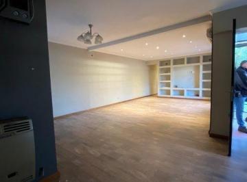 Departamento · 150m² · 5 Ambientes · 4 Cocheras · Venta o Alquiler Departamento 5 Ambientes C/jardin y Oficinas