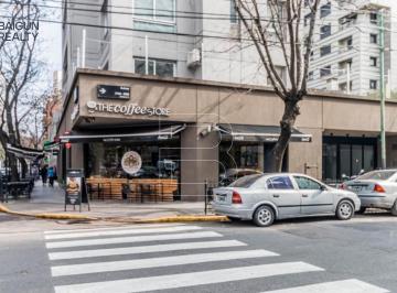 Local comercial · 126m² · Local en Cerviño 3300 Esquina Bulnes