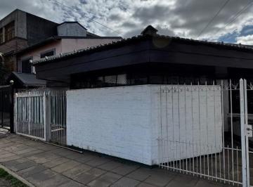 Casa · 160m² · 7 Ambientes · 2 Cocheras · Casa en Venta - Merlo