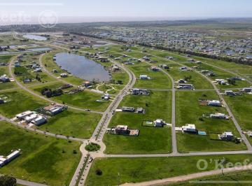 Terreno · 1003m² · Lote en Venta con Posesion Inmediata en Puerto Nizuc - Oportunidad de Inversión en Guillermo Hudson
