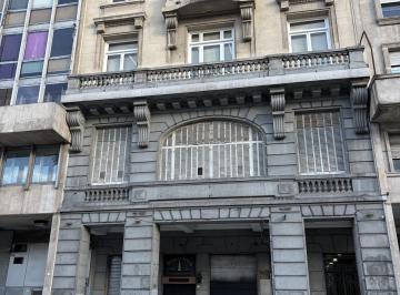 Oficina comercial · 102m² · 5 Ambientes · Oficina en Monserrat