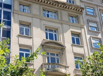 Oficina comercial · 102m² · 5 Ambientes · Oficina en Monserrat