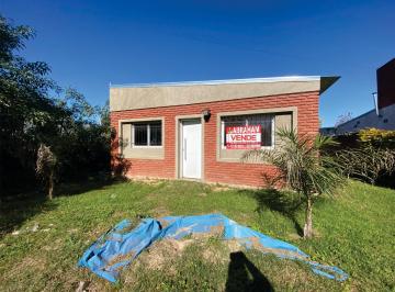 Casa de 3 ambientes, Sauce Viejo · Pasaje 14 Bis S/n Entre Ituzaingo y Castelli