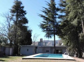 Casa · 132m² · 2 Dormitorios · 1 Cochera · Venta Casa 2 Dorm. con Pileta San Antonio de Arredondo