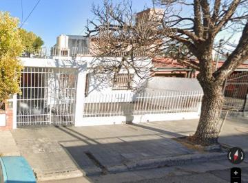 Casa de 3 ambientes, Córdoba · Gran Oportunidad: Casa Tradicional en Excelente Ubicación