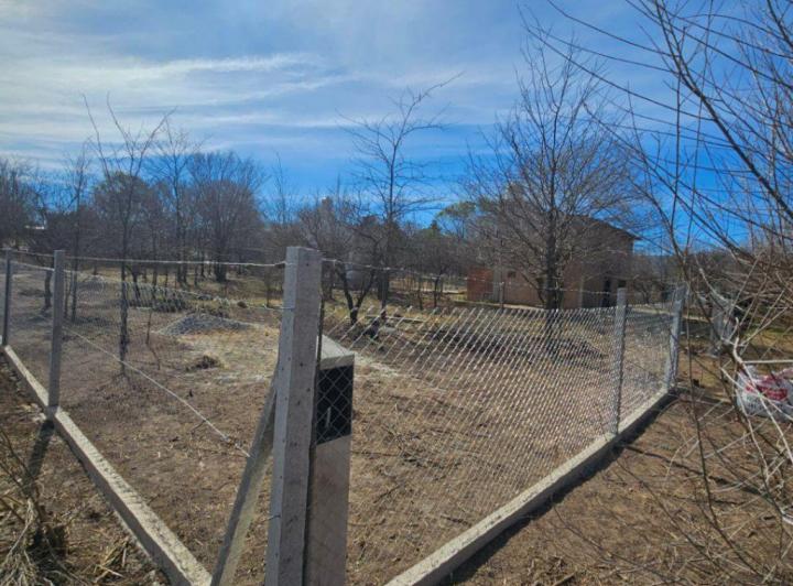 Terreno · 902m²