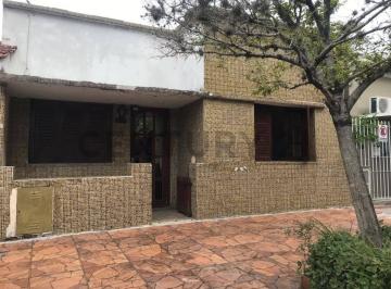 Casa · 120m² · 3 Ambientes · Casa en Venta - Calle 65 Entre 136 y 137 - Los Hornos