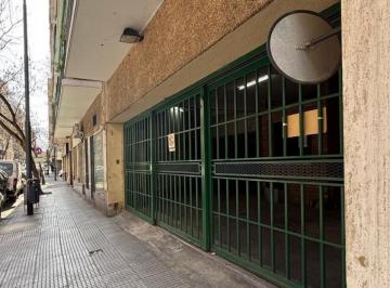 Acceso/ fachada · Cochera Cubierta, Excelente Zona