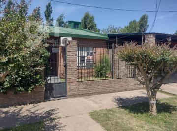 FRENTE · Casa Amplia C/ Cochera Doble