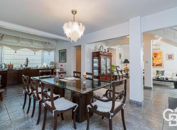 Casa · 178m² · 5 Ambientes · 1 Cochera · Casa en Venta - 4 Ambientes - Lote Interno _campo Chico