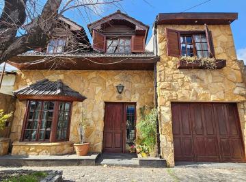 PH · 148m² · 5 Ambientes · 1 Cochera · Venta PH 5 Ambientes Castelar Norte