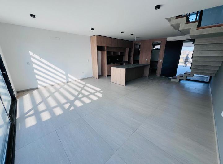 PH · 170m² · 4 Ambientes · 2 Cocheras