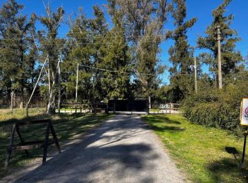 Terreno · 1330m² · Av 1 y 635 - Amplio Lote en Venta - Arana, La Plata